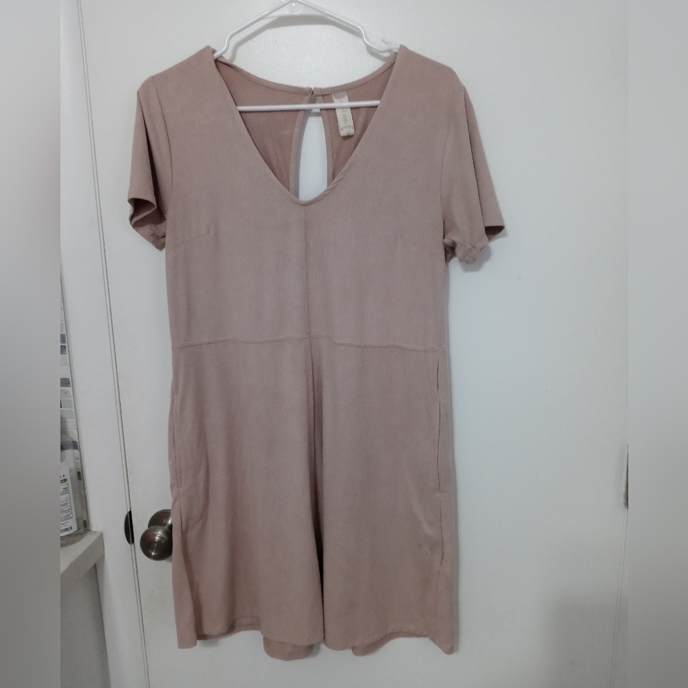 Altar'd State Beige V Neck Short Sleeve Stretch Midi Dress With pockets Sm